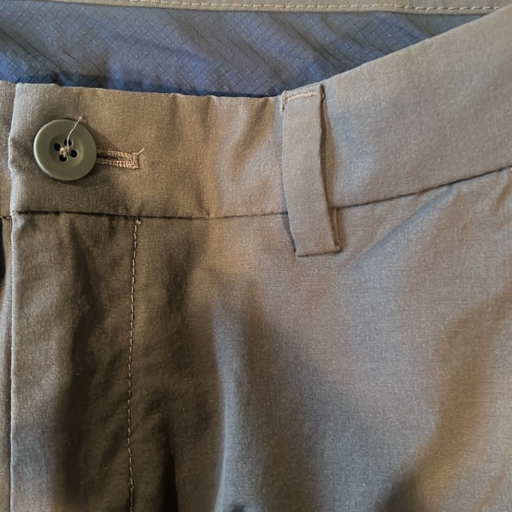 Vineyard Vines Lightweight Performance On-The-Go … - image 4